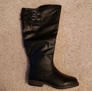 Extra wide calf boot